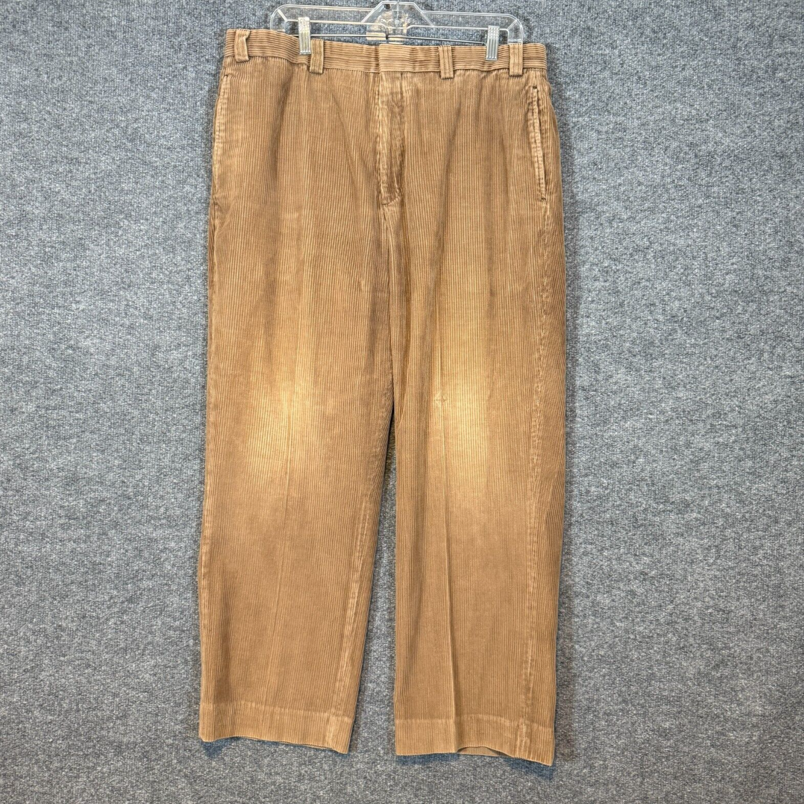 L.L Bean Pants Mens 37x30 Tan Corduroy Chinos Pleated Straight Leg Relaxed Vtg